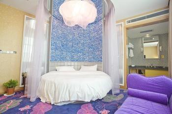 Miaozu Buyi Hotel 凤凰 外观 照片